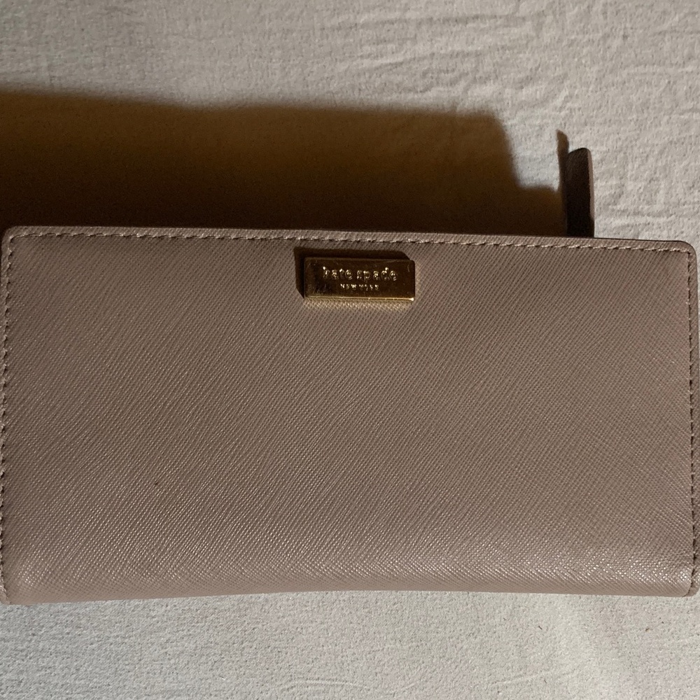 Kate Spade Tan wallet